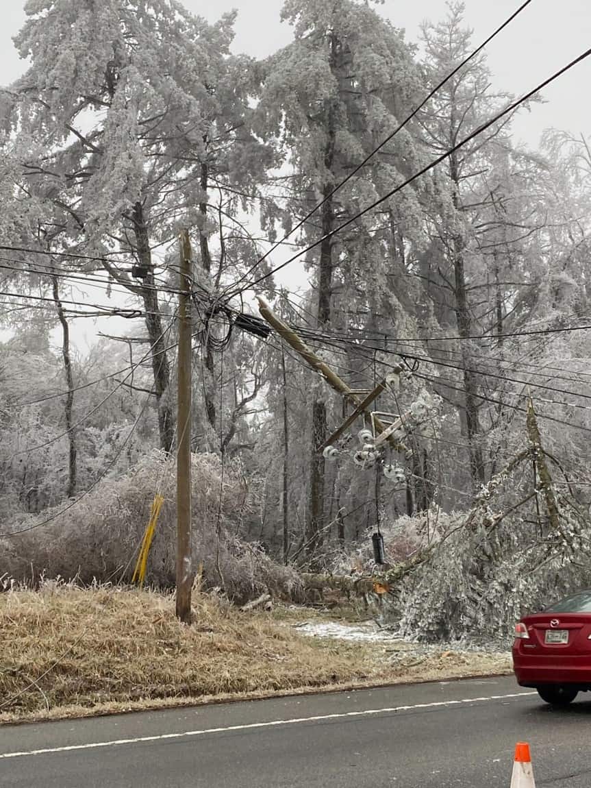 Wintery conditions down power lines