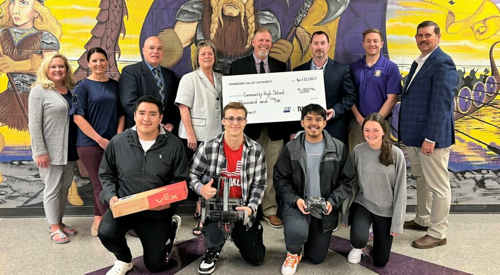 Community High School_4-14-23 Community High School receives STEM grant 2023