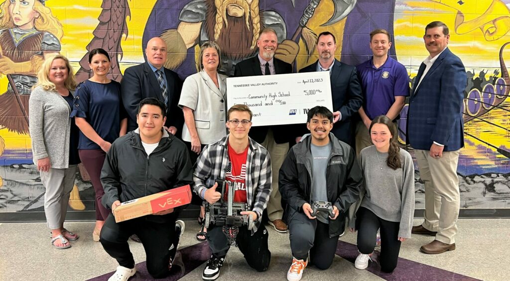 Community High School receives STEM grant 2023