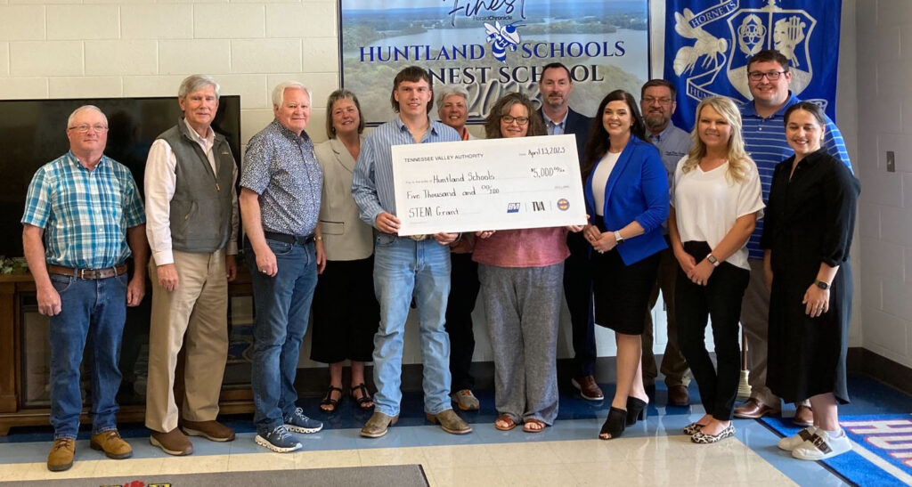 Huntland Schools receive STEM grant 2023