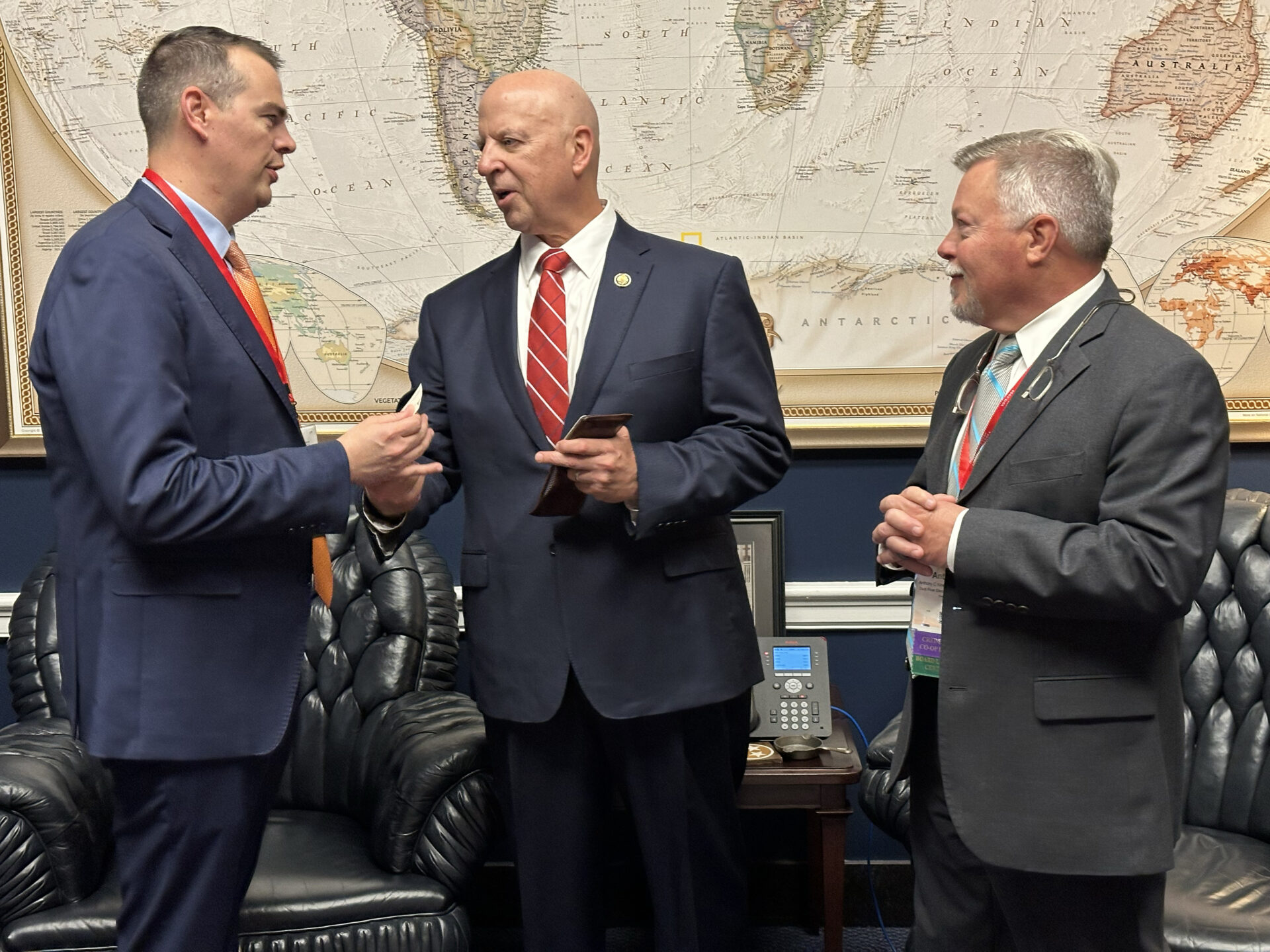 DREMC&#039;s Wright and Kimbrough with Sen. DeJarlais